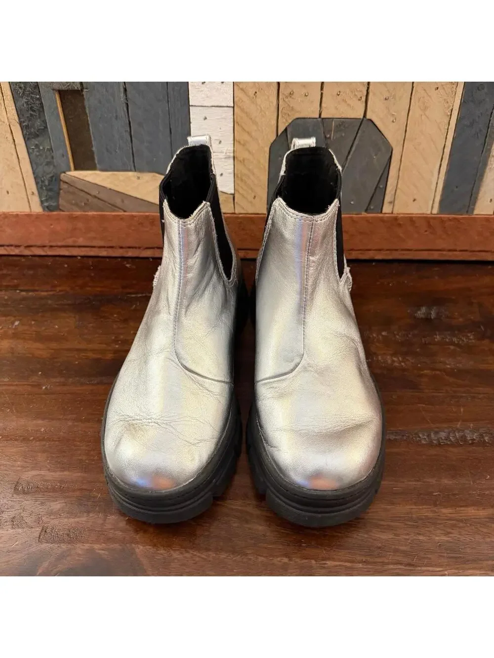 UGG Kids‎ Ashton Chelsea Boots Size 3